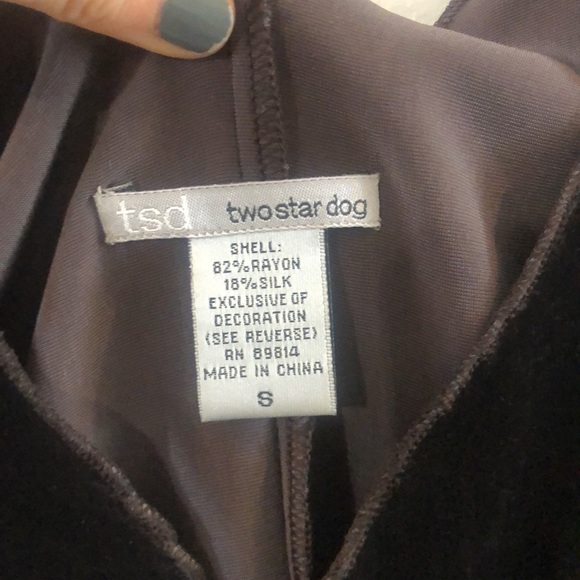 Velvet Charcoal Midi Skirt and Sleeveless Blouse Set - Picture 7 of 7